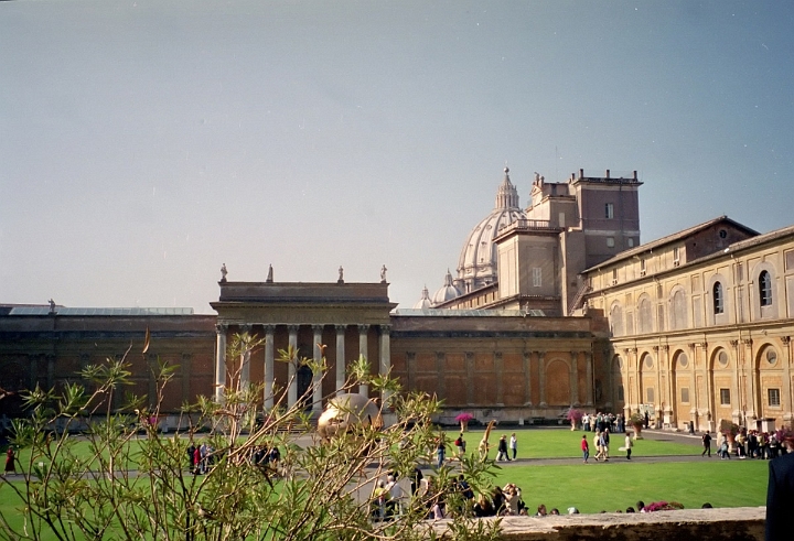 07 St Peters in background.jpg